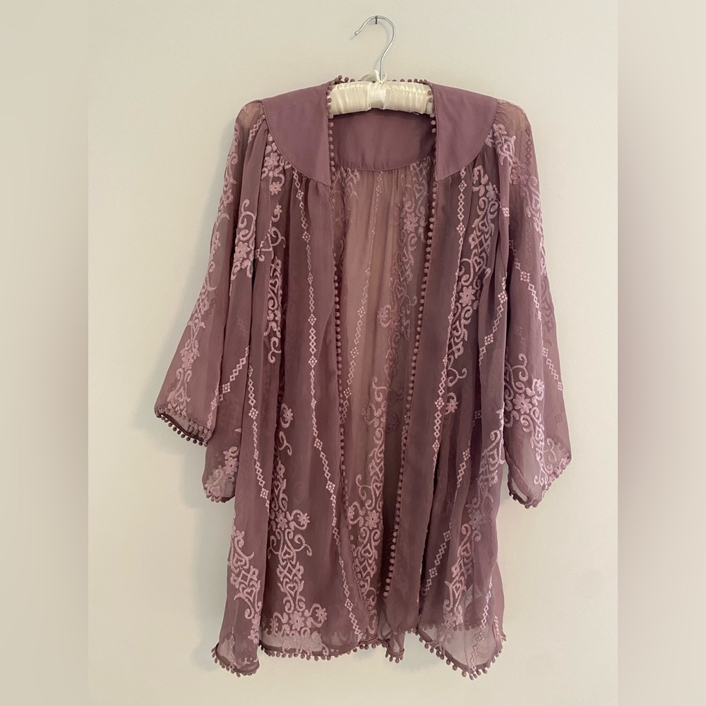 Kimchi Blue dusty rose kimono
